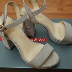 Flower nude high heels